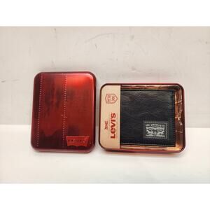 Levi's Men's Wallet RN129919 with RFID 31LP220027 Black Brand New Leather Box